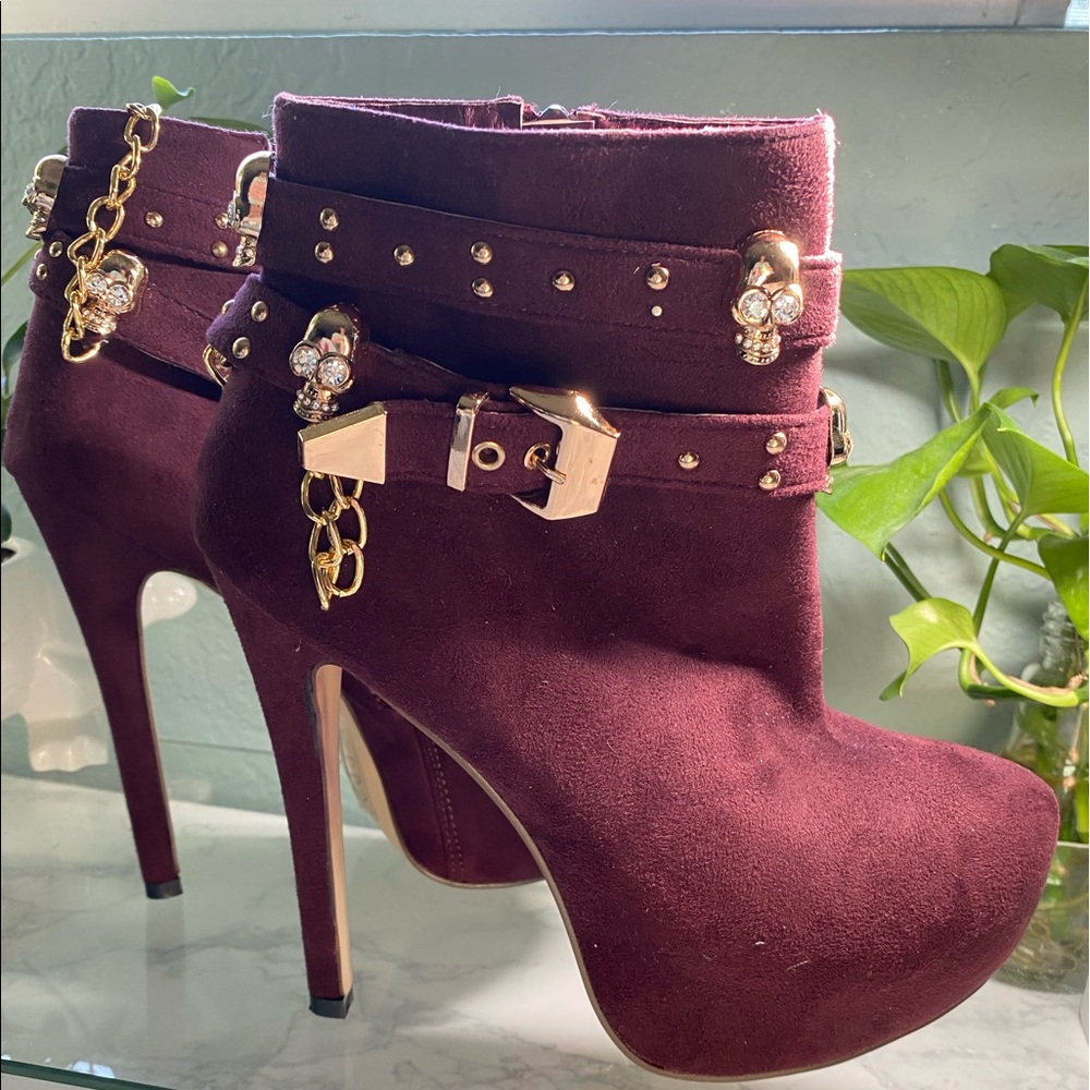 Maroon Skull Detail Platform Wedge Booties